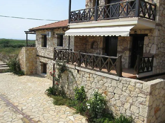 Villas Psakoudia